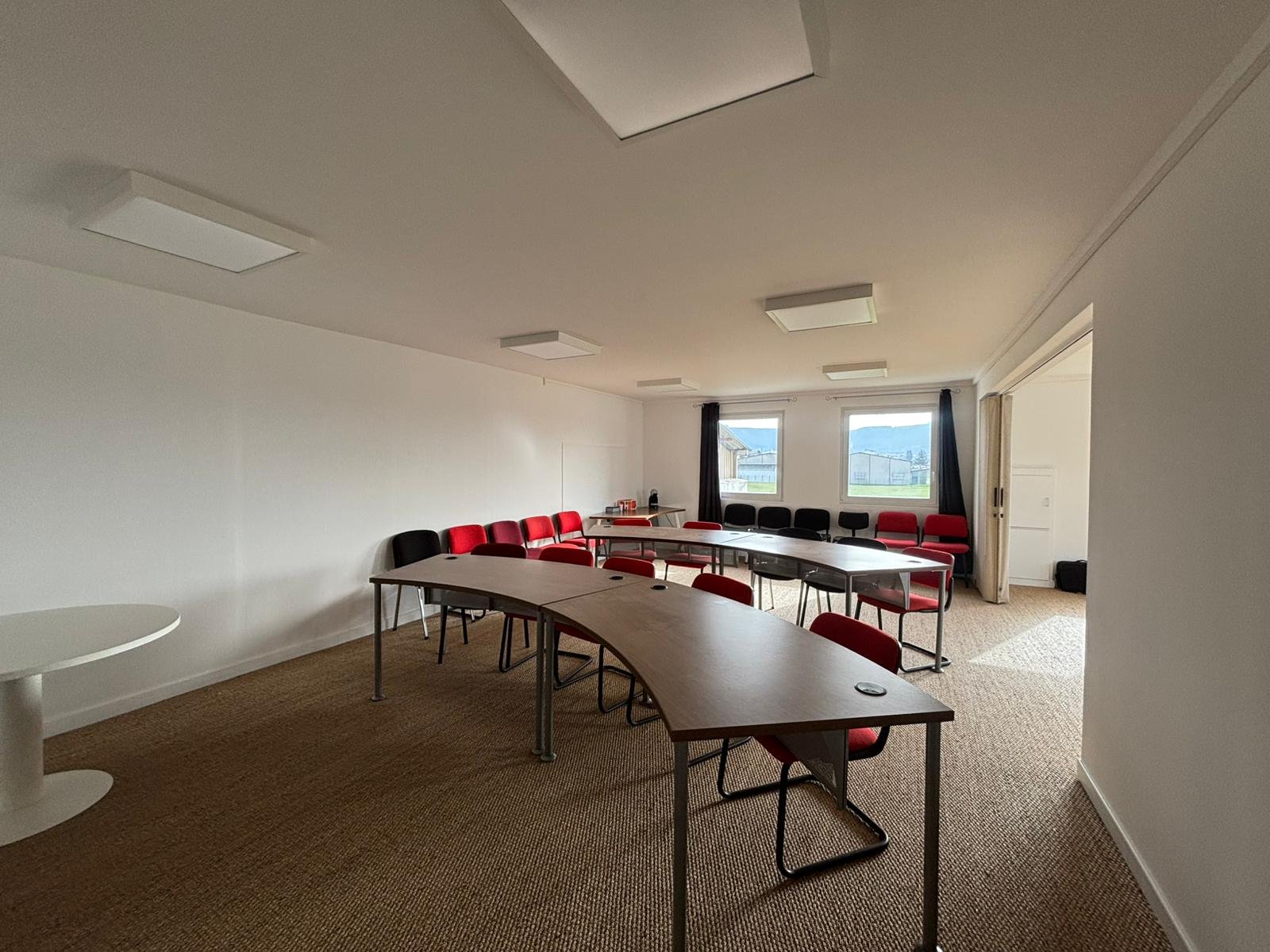 camion transportant un colis express livraison rapide